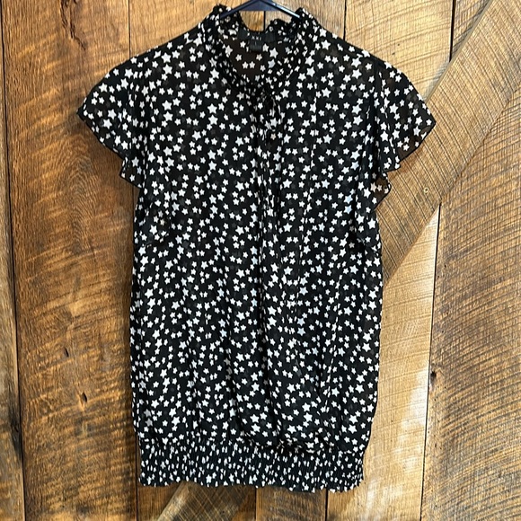 Forever 21 Tops - XXI sheer crossover blouse  with flutter sleeves size large
